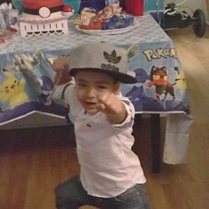 Meet your Posher, Ronald